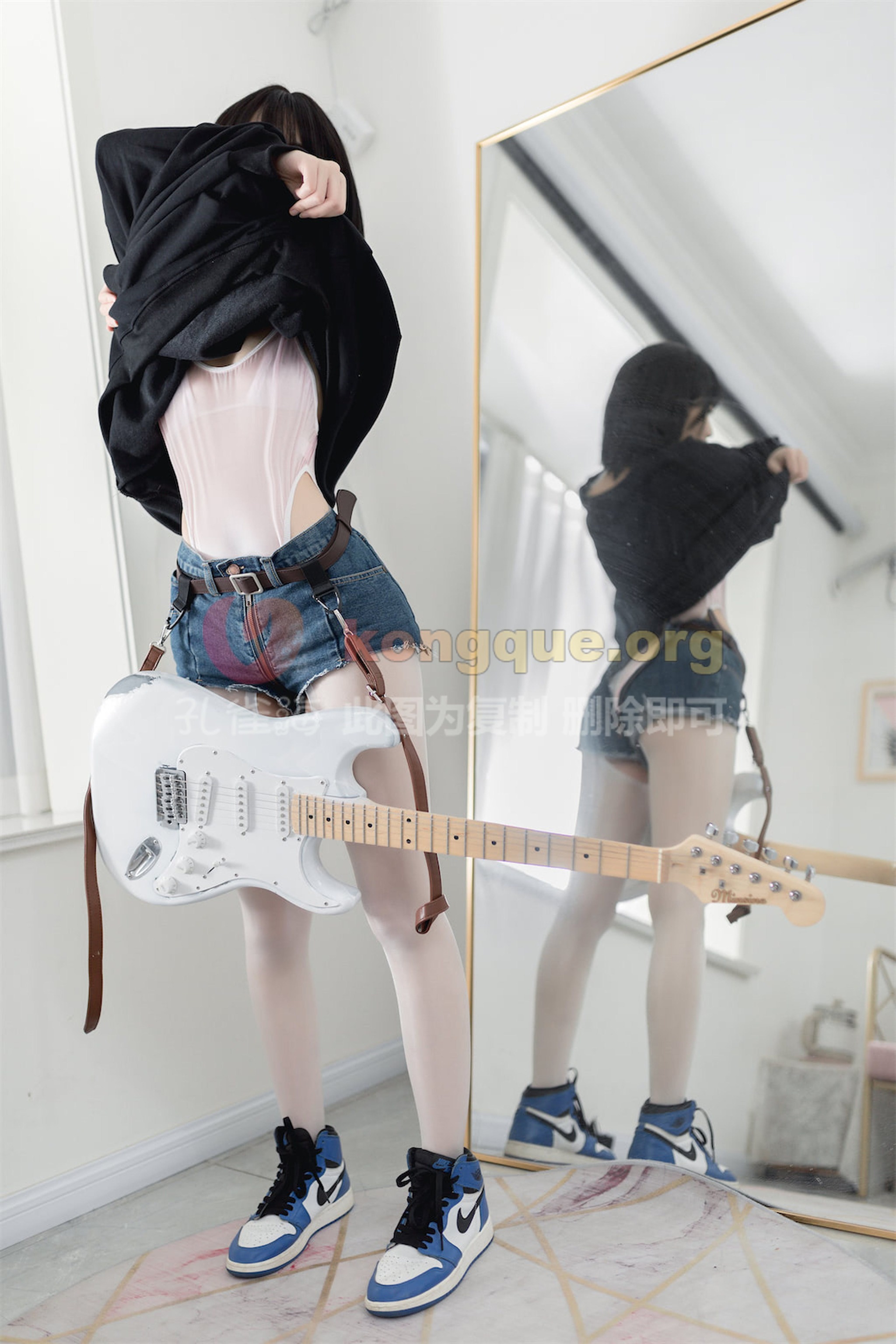图片[1]-杏仁曲奇 – NO.007  升玖吉他姐姐 [45P]-XikXak